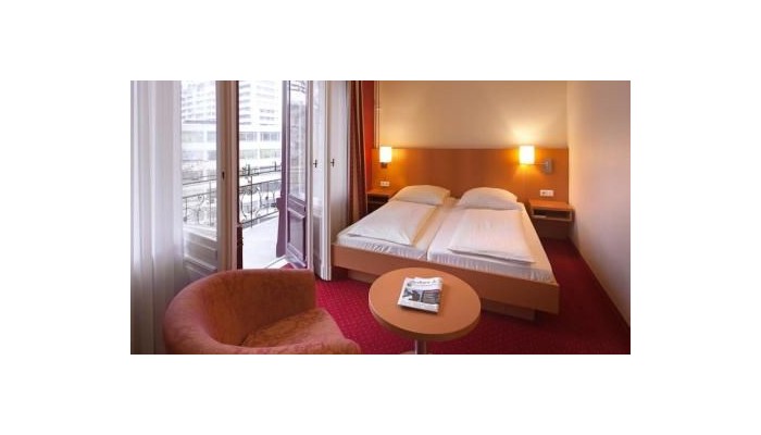 Air In Berlin Hotel poza 12