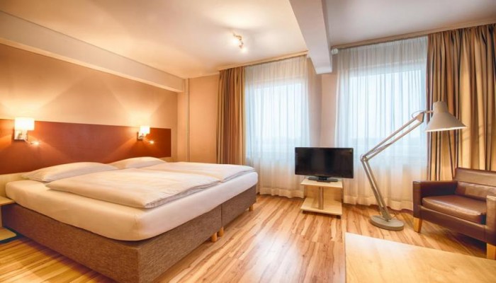 Enjoy Hotel Berlin City Messe poza 6