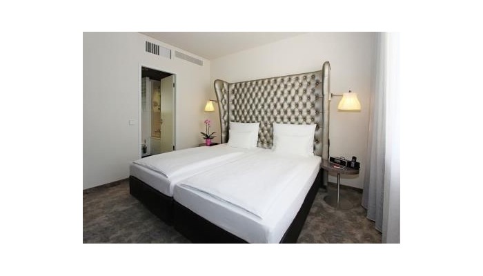 Hotel Arcotel John F poza 3