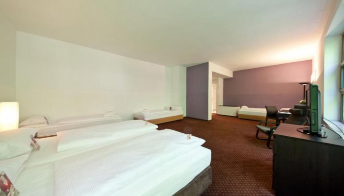 Hotel City B poza 8