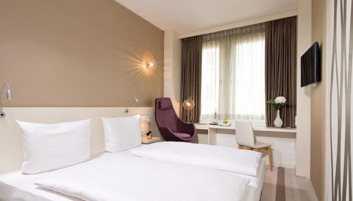 Hotel Leonardo Berlin Mitte poza 8