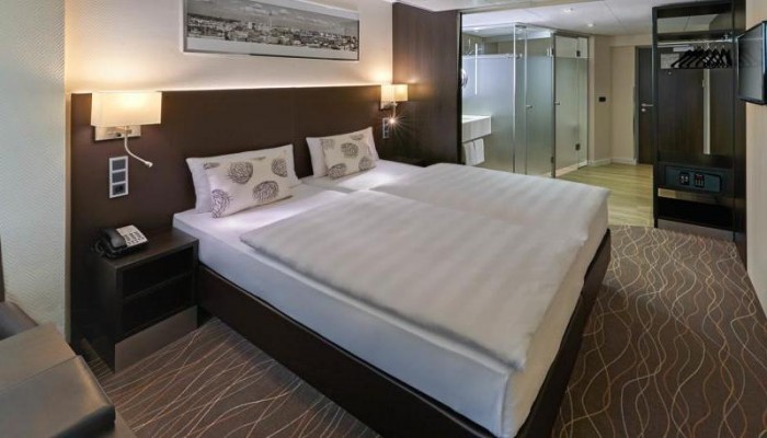 Hotel Park Inn By Radisson Berlin Alexanderplatz poza 6