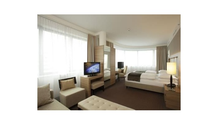 Hotel Ramada Berlin Alexanderplatz poza 12