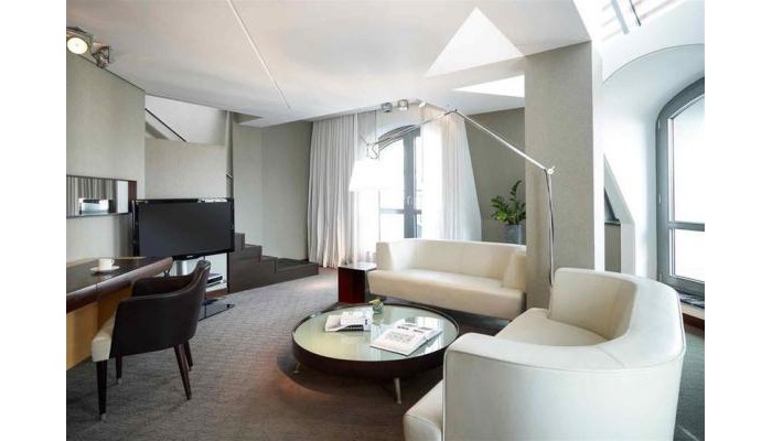 Hotel Sofitel Berlin Gendarmenmarkt poza 5