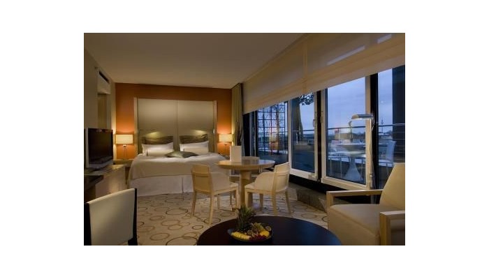 Sheraton Berlin Grand Hotel Esplanade poza 7