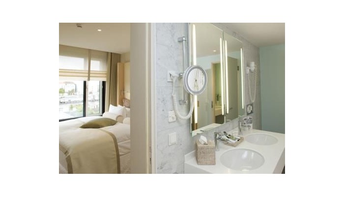 Sheraton Berlin Grand Hotel Esplanade poza 20