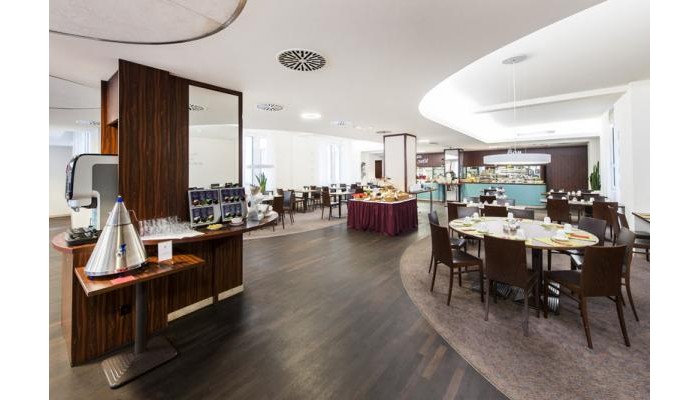 Azimut Hotel Cologne City Center poza 4