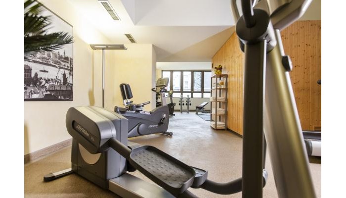 Azimut Hotel Cologne City Center poza 2