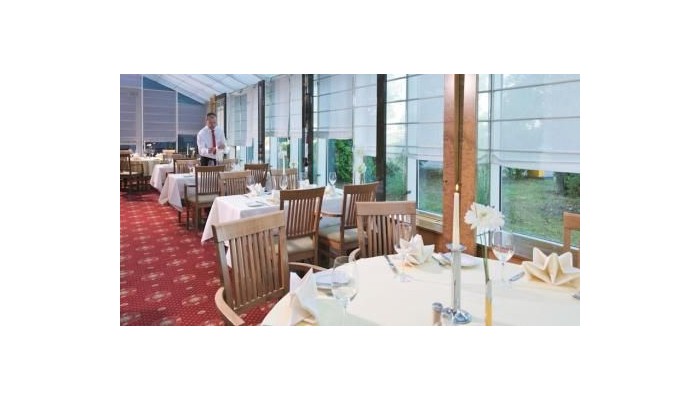 Leonardo Hotel Koln Bonn Airport poza 17