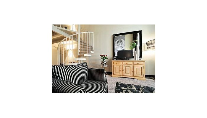 Hotel Stage 47 poza 61