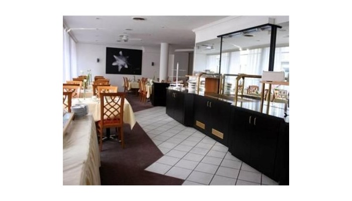 Hotel Tryp By Wyndham Dusseldorf City Centre poza 11