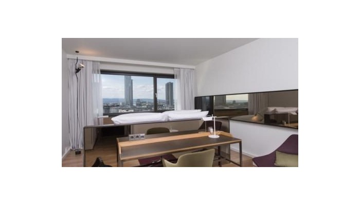 Wyndham Grand Frankfurt Hotel poza 16