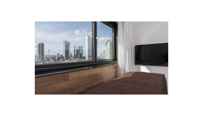 Wyndham Grand Frankfurt Hotel poza 13