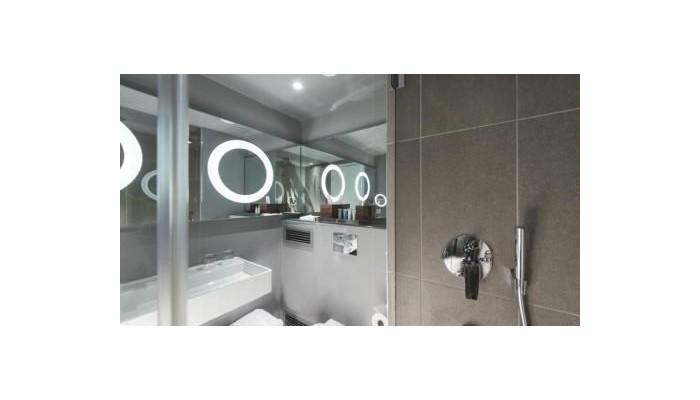 Wyndham Grand Frankfurt Hotel poza 9