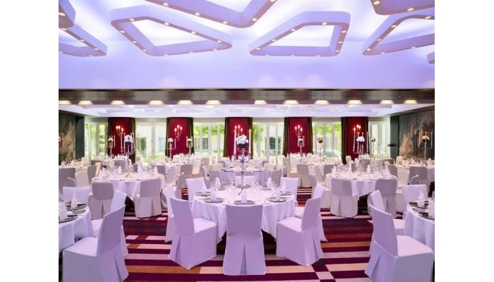 Hotel Vier Jahreszeiten Kempinski poza 9